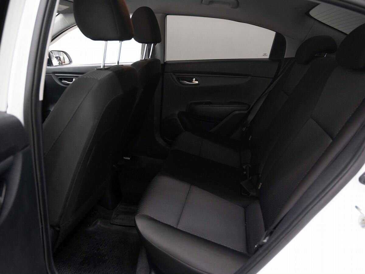 Купить Kia Rio с пробегом. Фото: #8