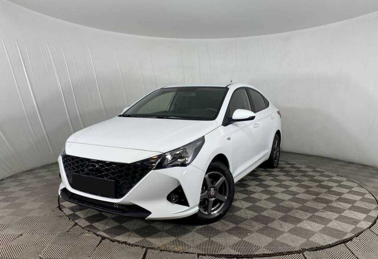 Купить Hyundai Solaris с пробегом. Посмотреть фото