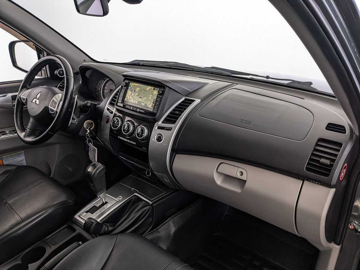 Купить Mitsubishi Pajero Sport с пробегом. Фото: #12