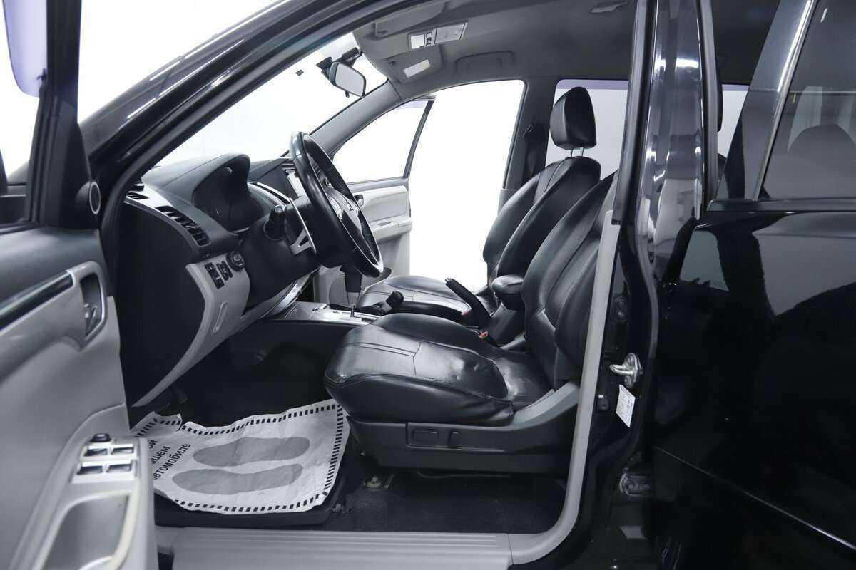 Купить Mitsubishi Pajero Sport с пробегом. Фото: #5