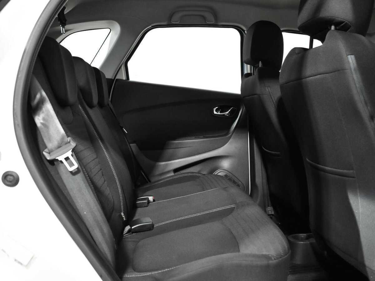 Купить Renault Kaptur с пробегом. Фото: #9