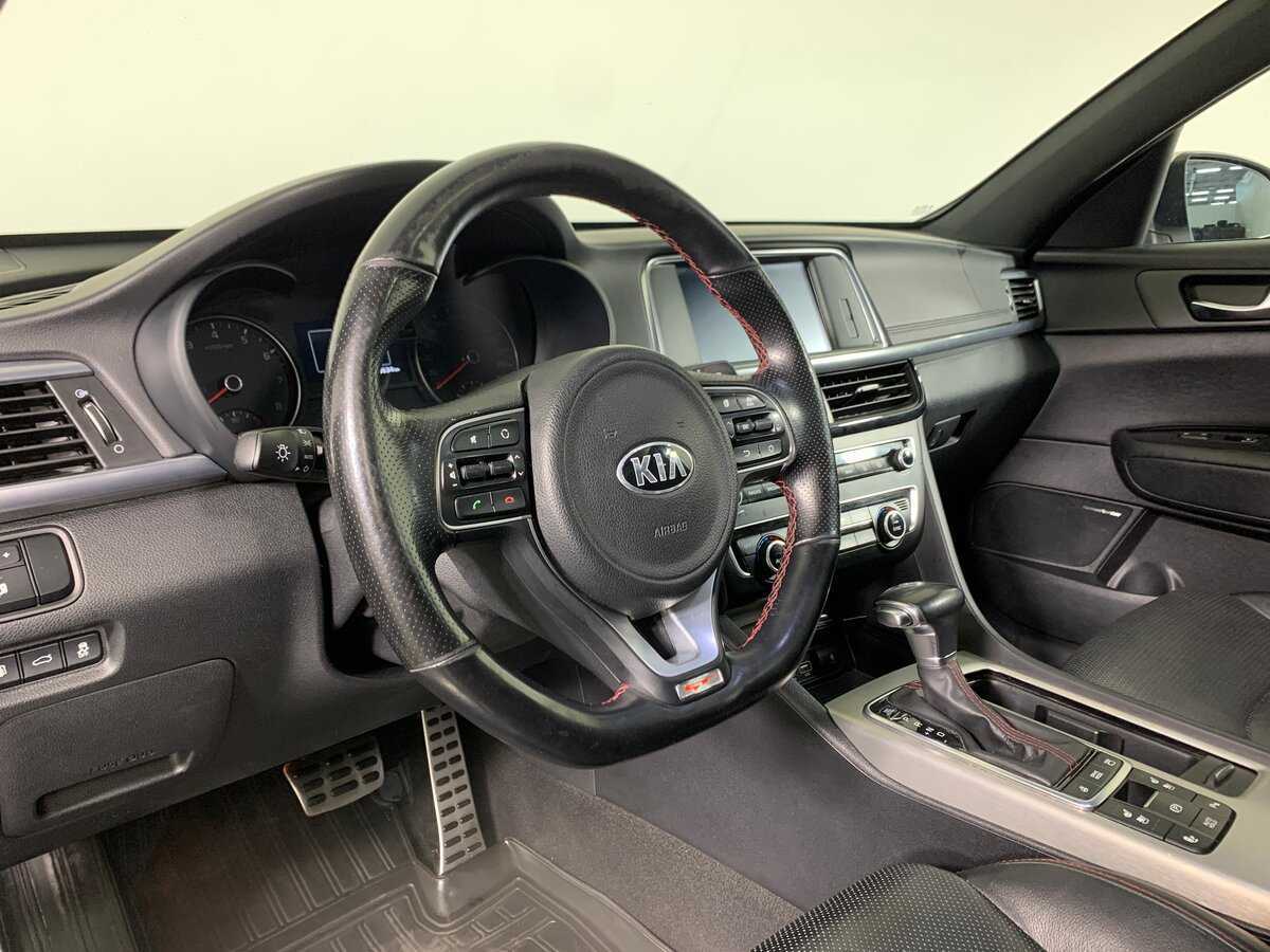Купить Kia Optima с пробегом. Фото: #9