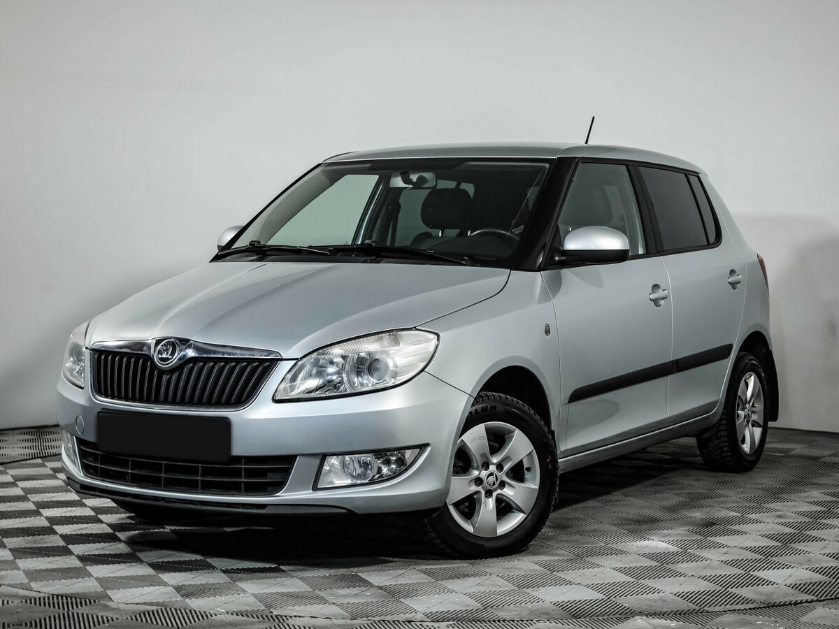 Купить Skoda Fabia с пробегом. Посмотреть фото