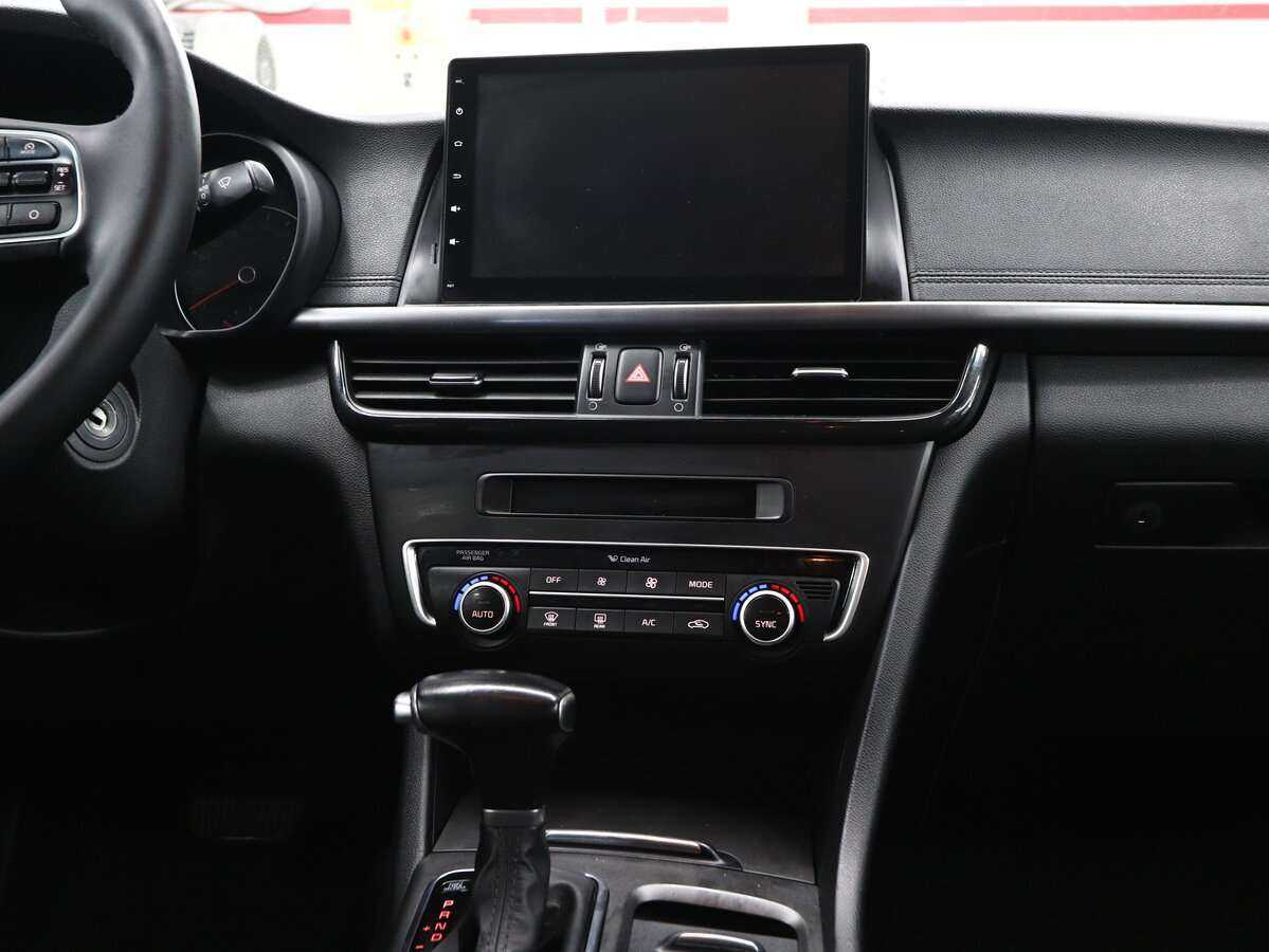 Купить Kia Optima с пробегом. Фото: #16