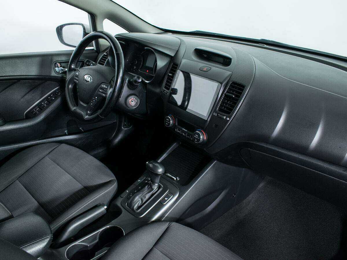 Купить Kia Cerato с пробегом. Фото: #8