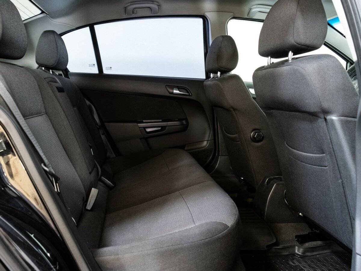 Купить Opel Astra с пробегом. Фото: #13