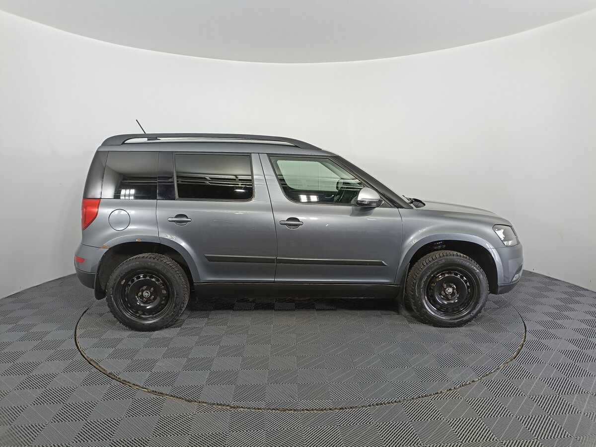 Купить Skoda Yeti с пробегом. Фото: #3