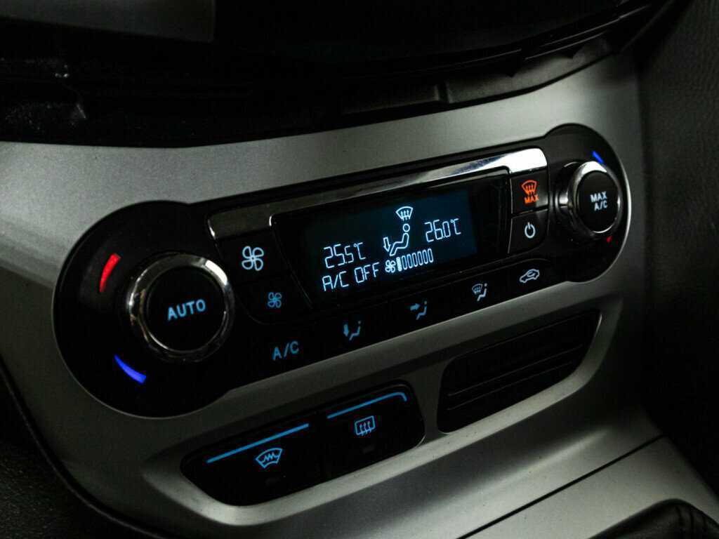 Купить Ford Focus с пробегом. Фото: #14