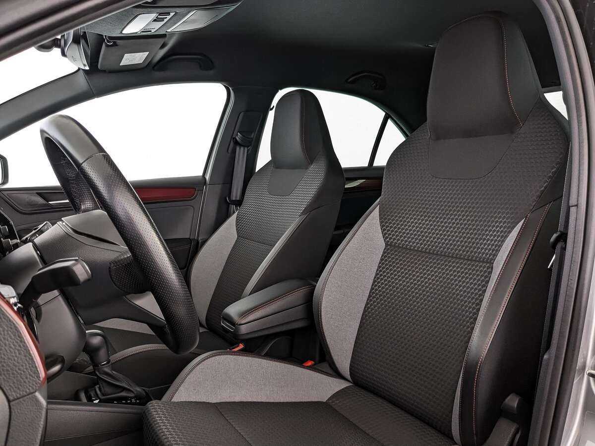 Купить Volkswagen Polo с пробегом. Фото: #15