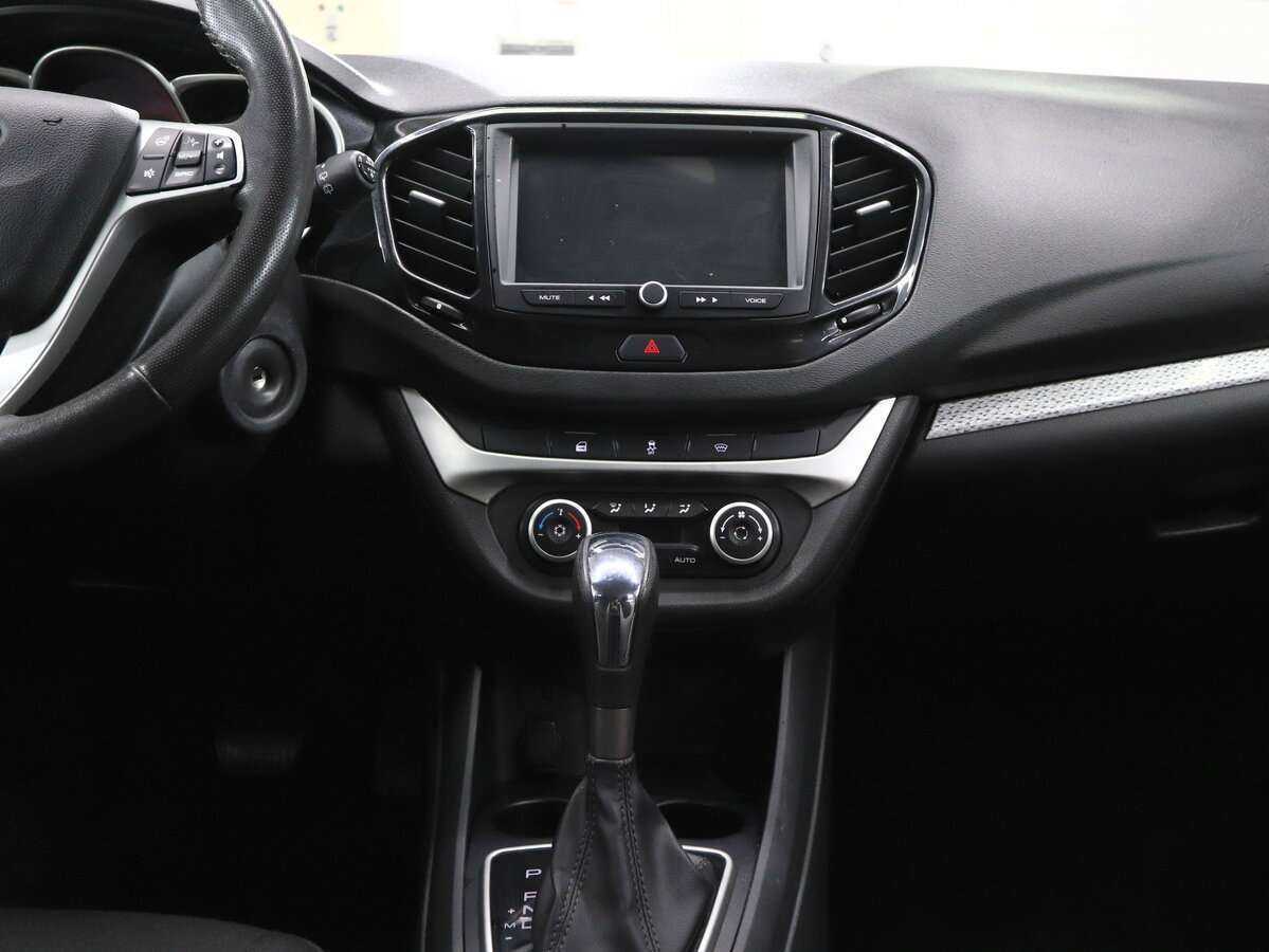 Купить Lada (ВАЗ) Vesta с пробегом. Фото: #15