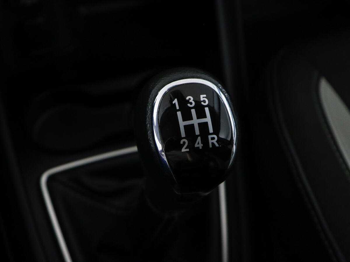 Купить Lada (ВАЗ) Vesta с пробегом. Фото: #16