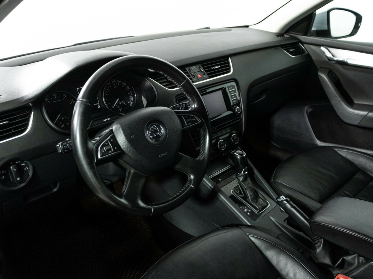 Купить Skoda Octavia с пробегом. Фото: #9
