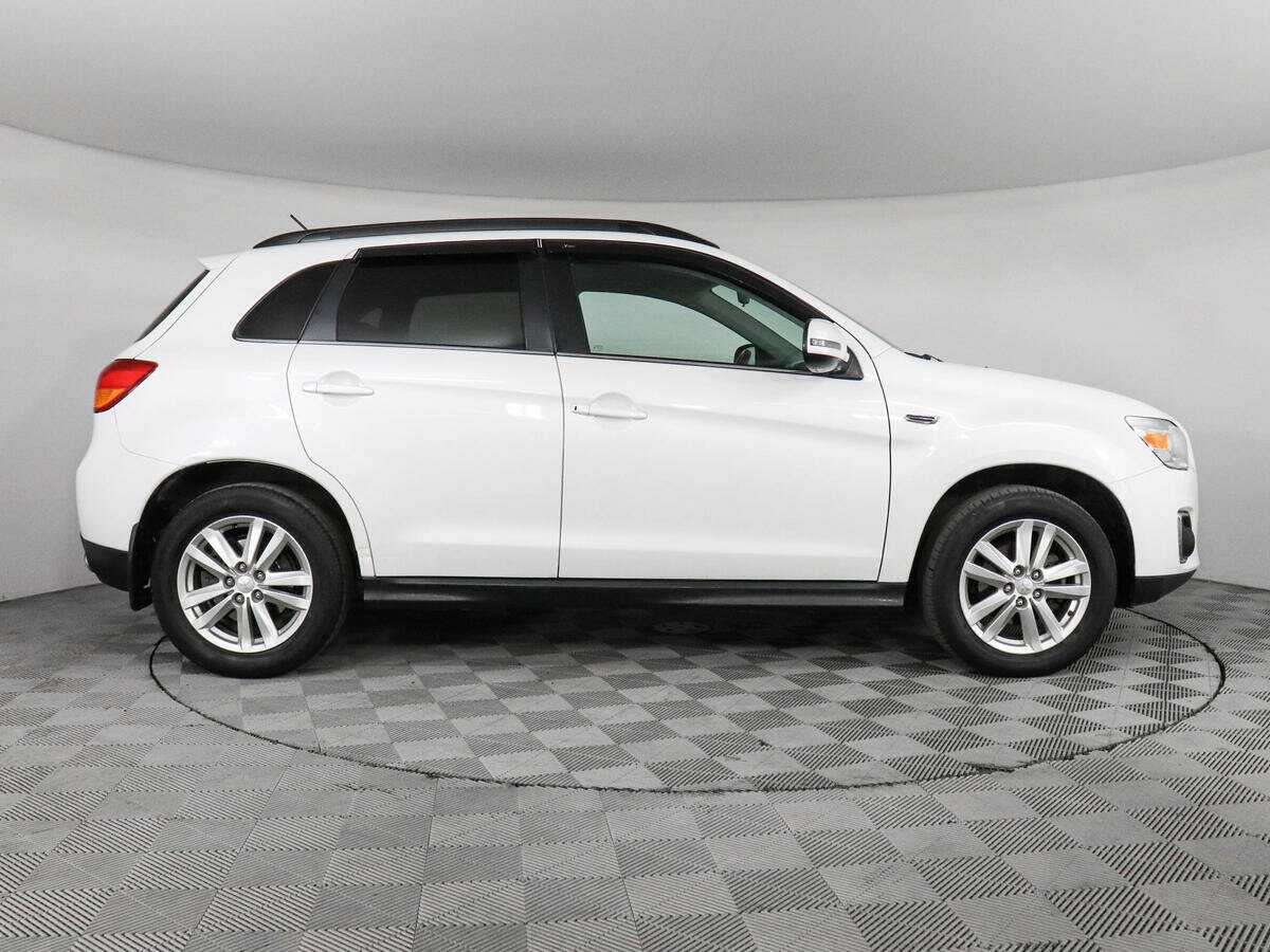 Купить Mitsubishi ASX с пробегом. Фото: #3