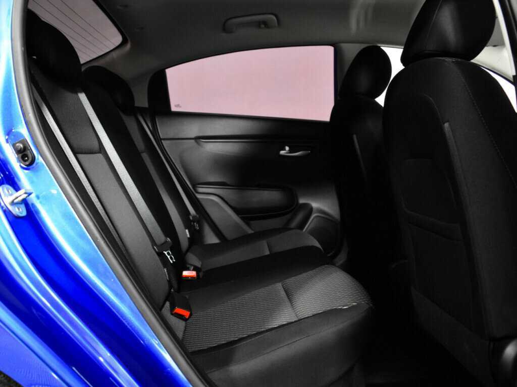 Купить Kia Rio с пробегом. Фото: #9