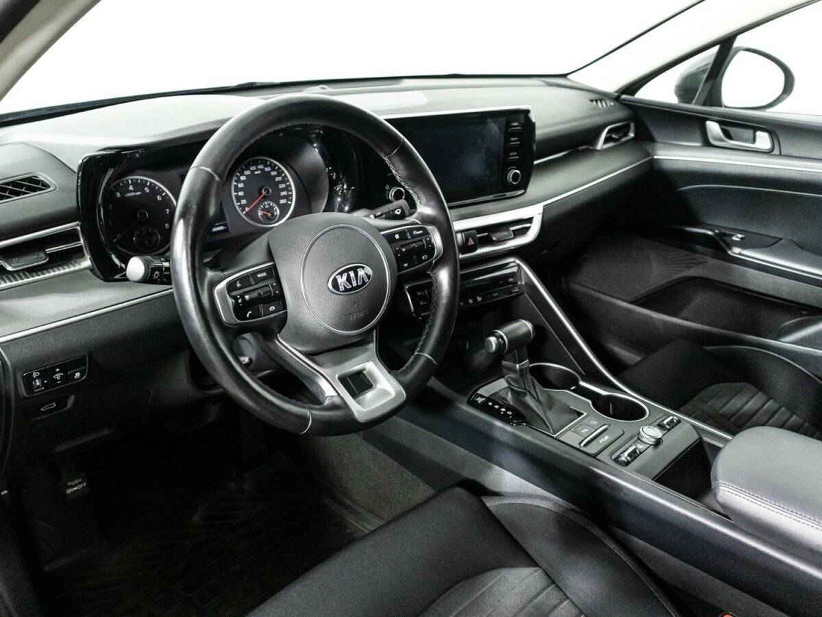 Купить Kia K5 с пробегом. Фото: #11