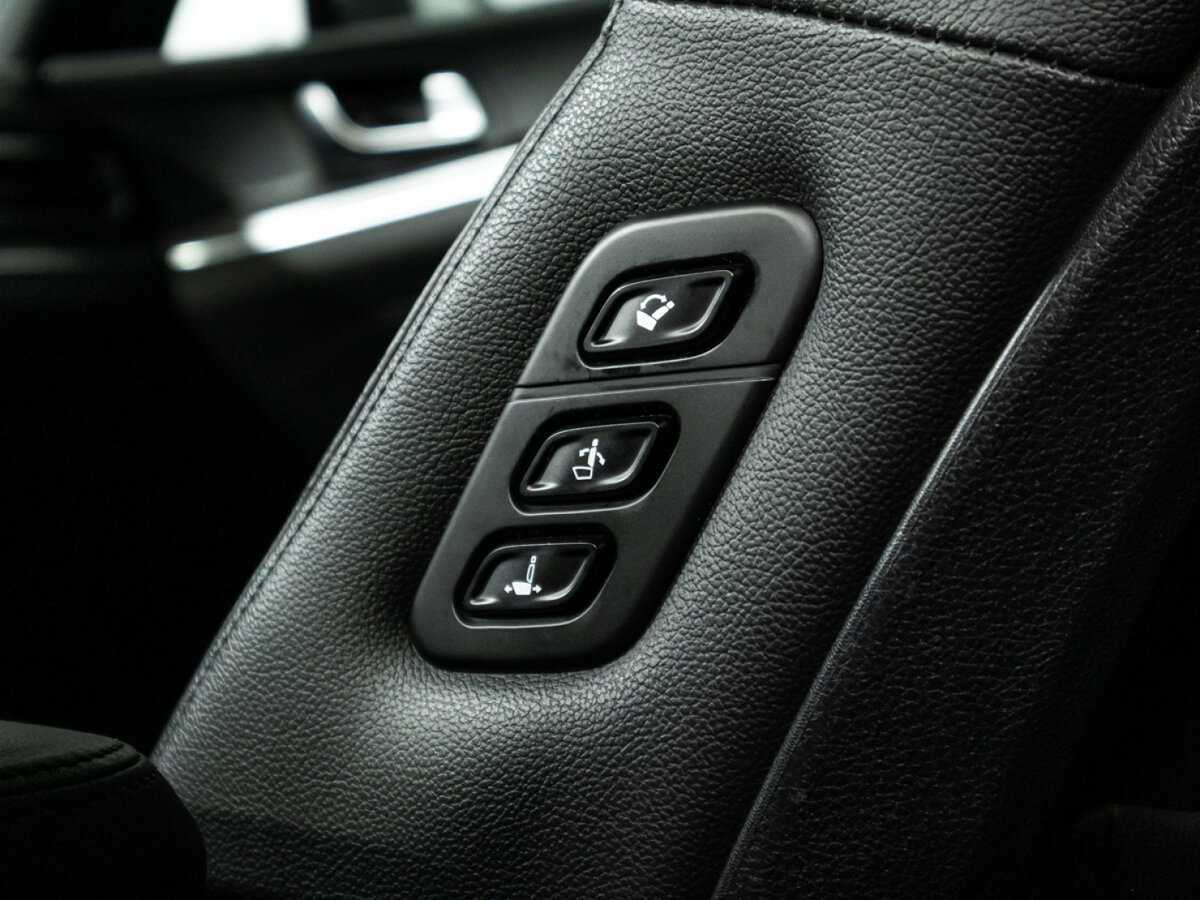 Купить Kia K5 с пробегом. Фото: #21