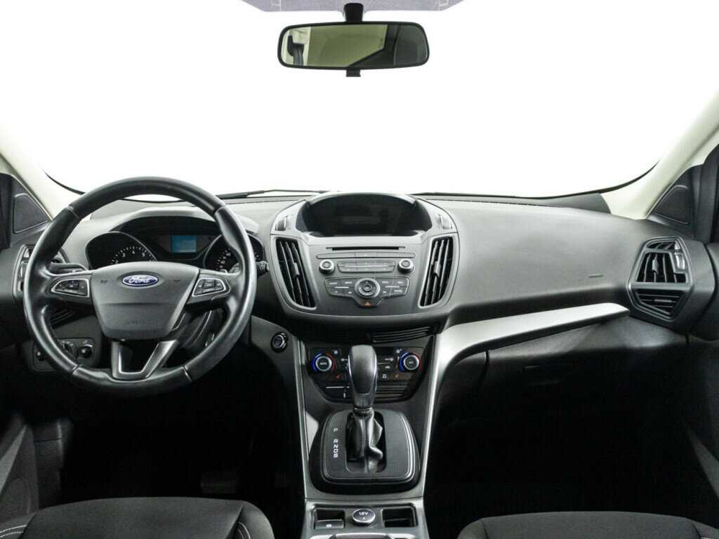 Купить Ford Kuga с пробегом. Фото: #12