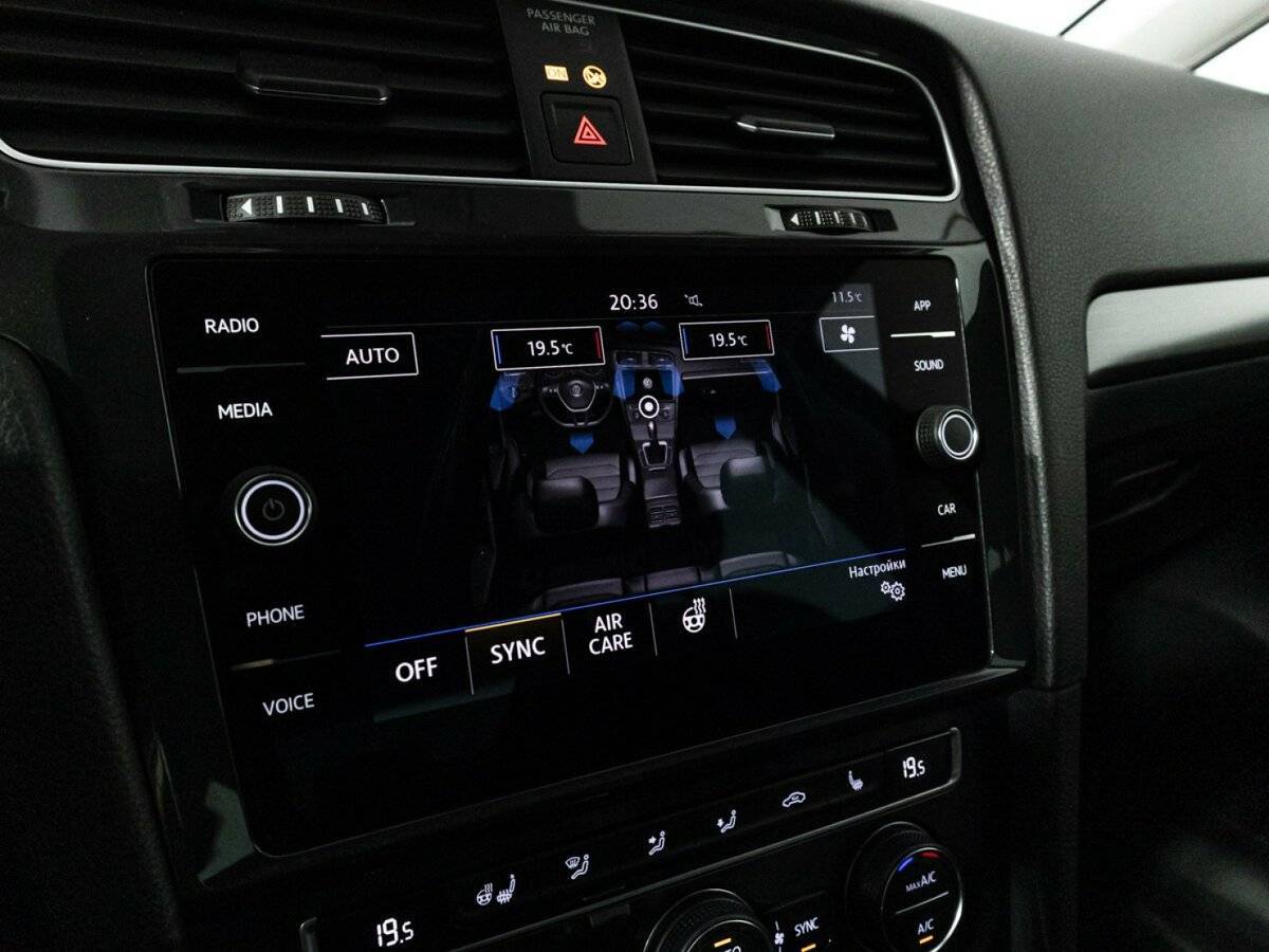 Купить Volkswagen Golf с пробегом. Фото: #17