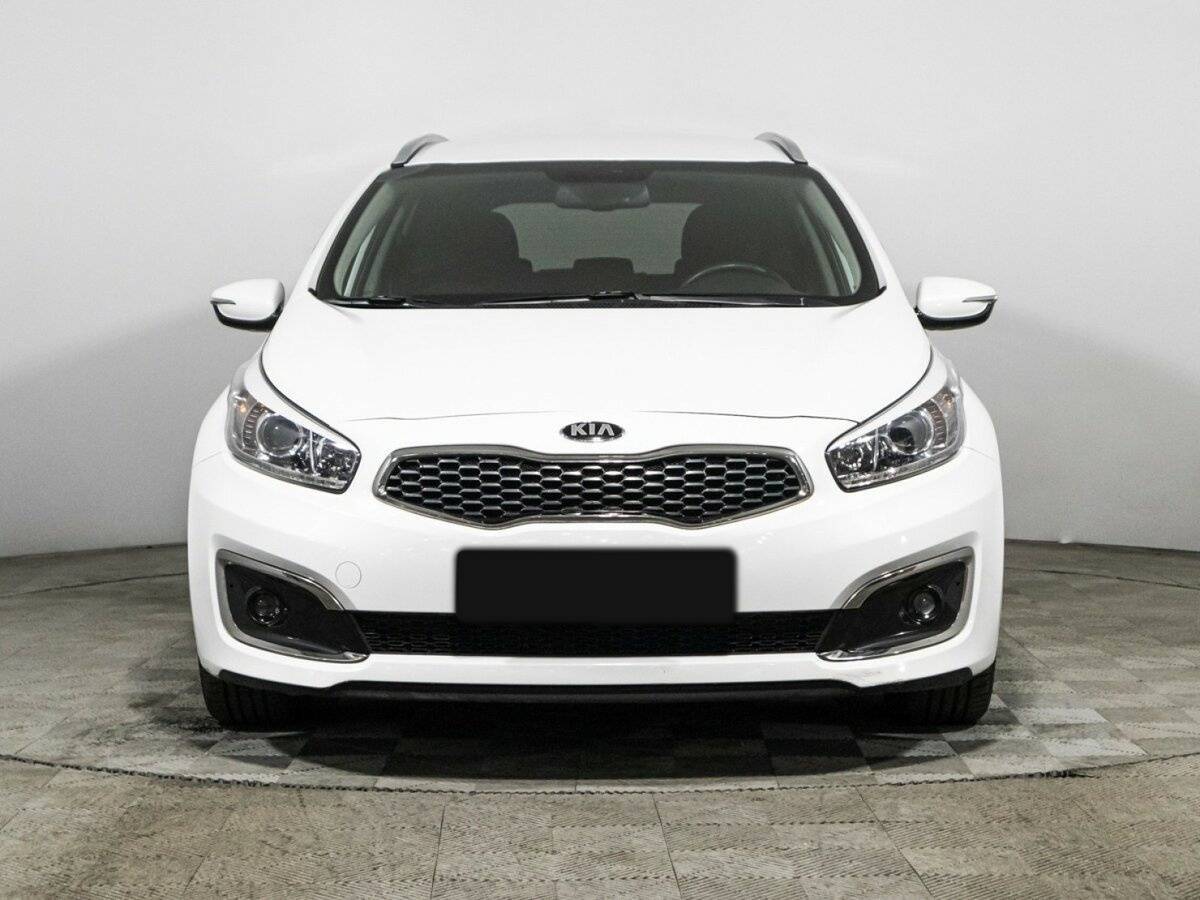 Купить Kia Ceed с пробегом. Фото: #1