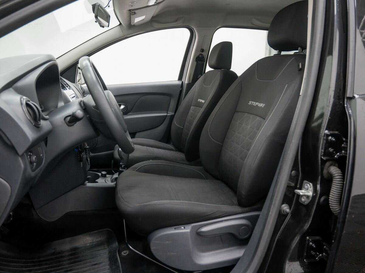 Купить Renault Sandero с пробегом. Фото: #14