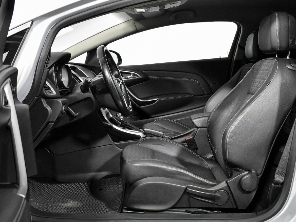 Купить Opel Astra с пробегом. Фото: #9