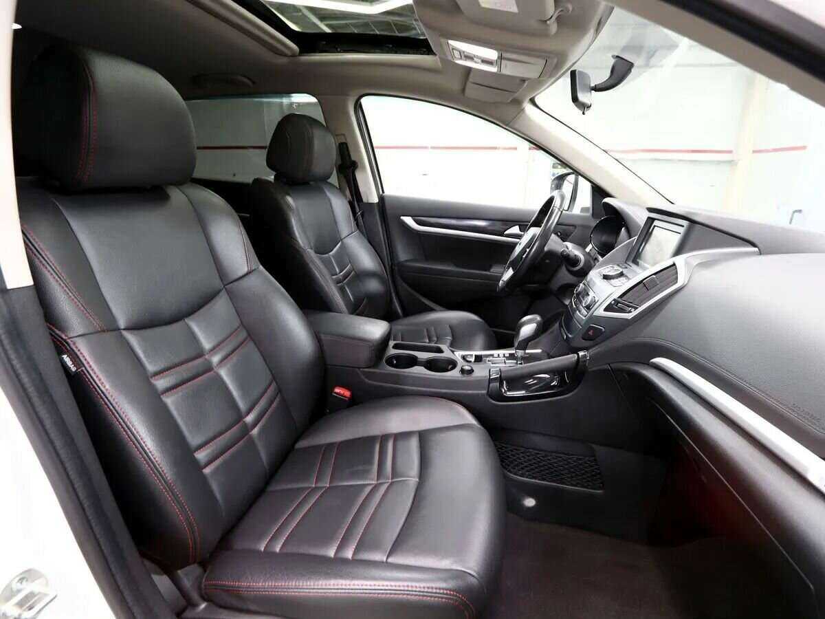 Купить Dongfeng AX7 с пробегом. Фото: #11