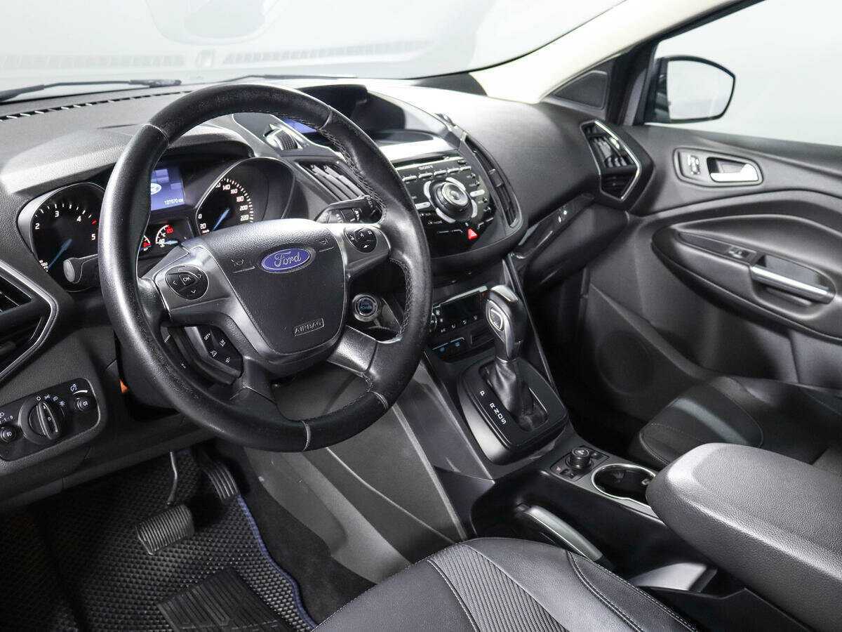 Купить Ford Kuga с пробегом. Фото: #13