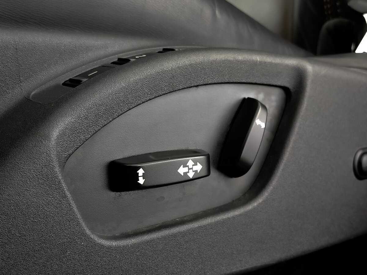 Купить Volvo XC60 с пробегом. Фото: #26