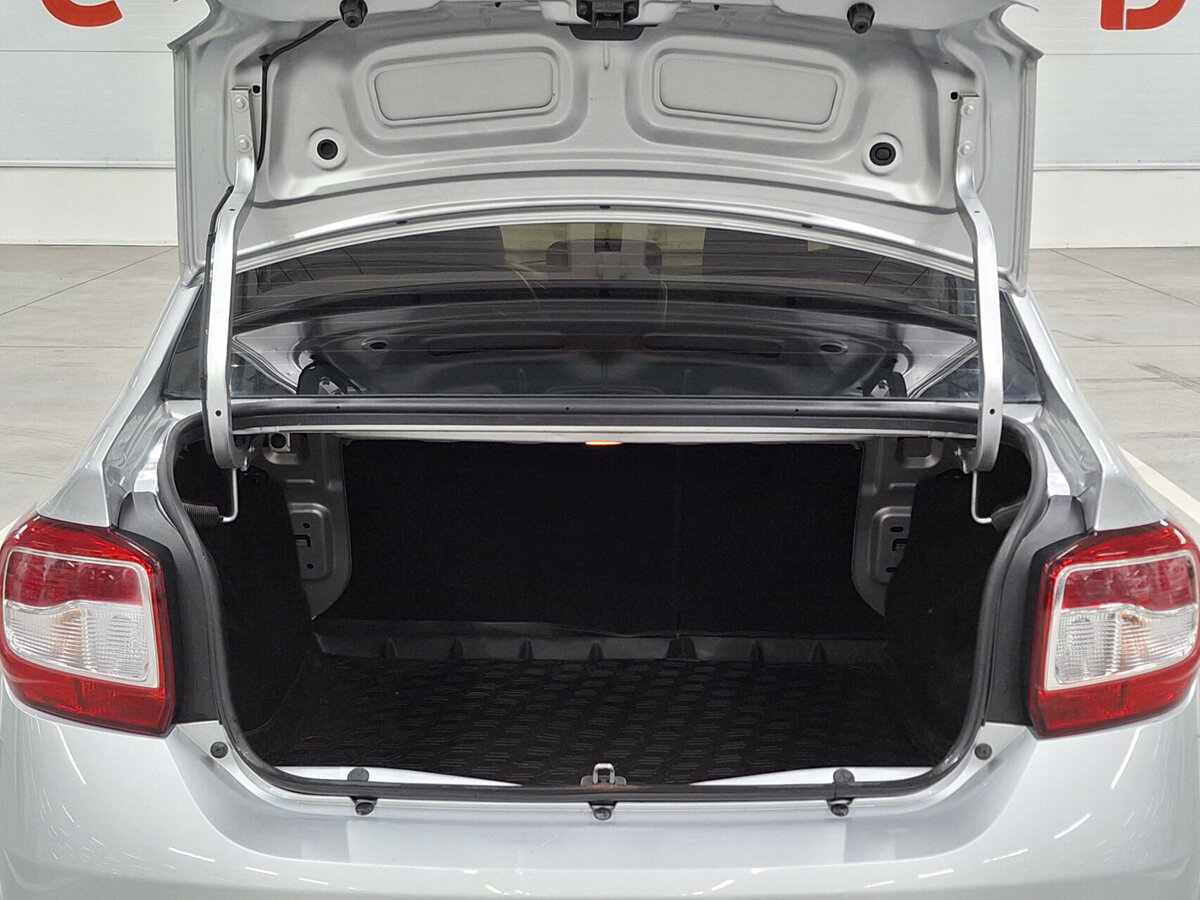 Купить Renault Logan с пробегом. Фото: #9