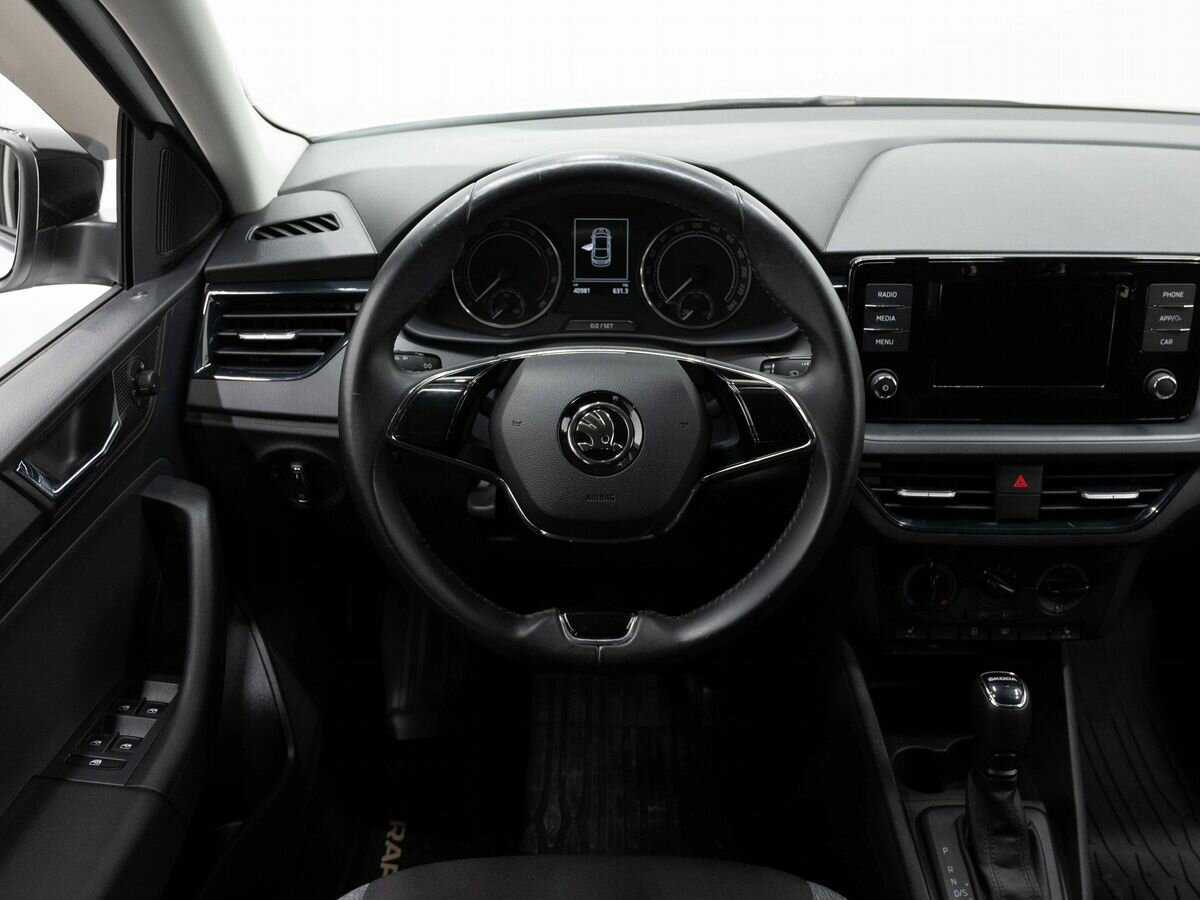 Купить Skoda Rapid с пробегом. Фото: #13