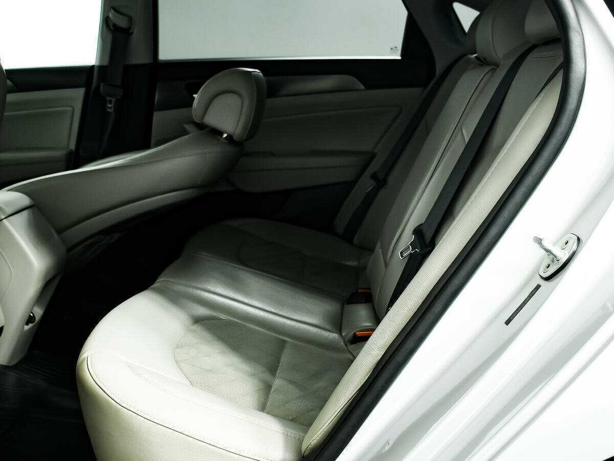 Купить Hyundai Sonata с пробегом. Фото: #11