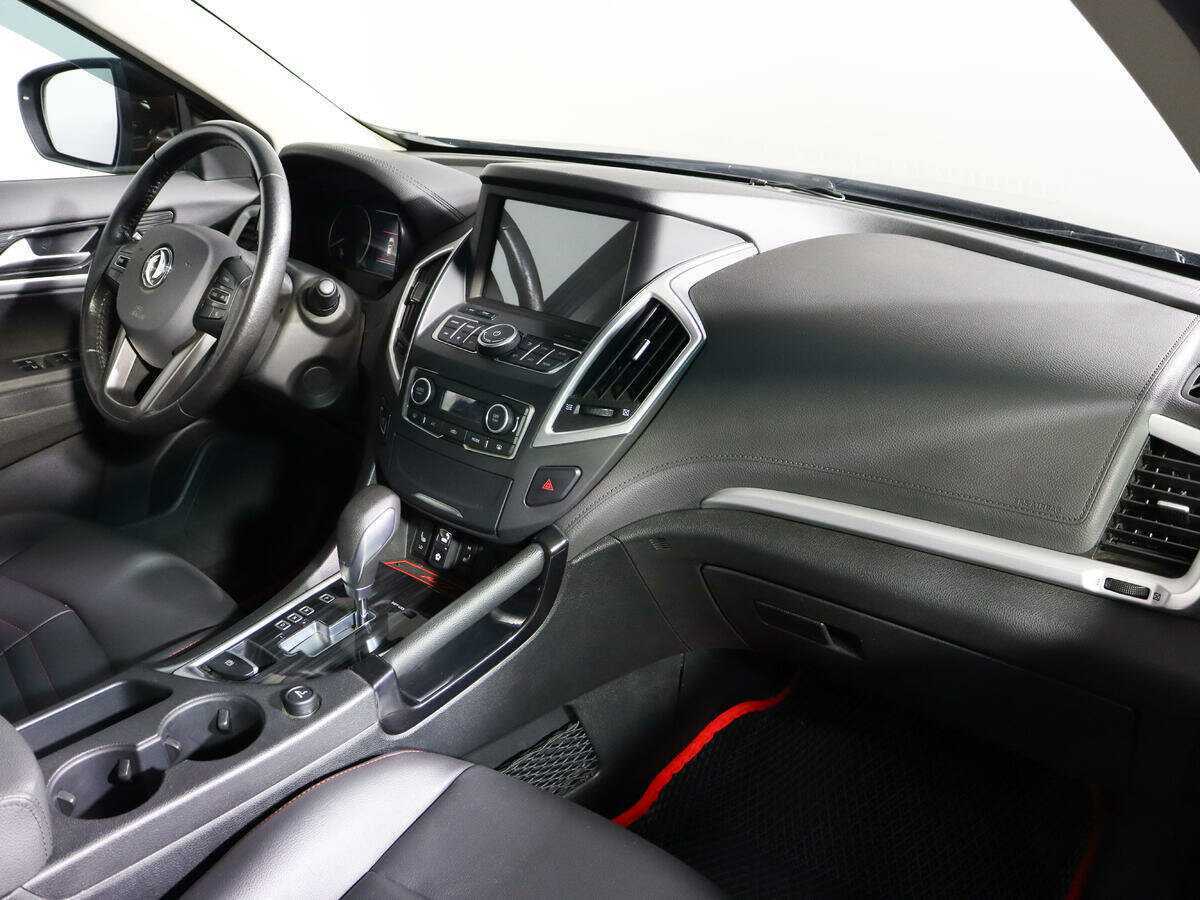 Купить Dongfeng AX7 с пробегом. Фото: #8