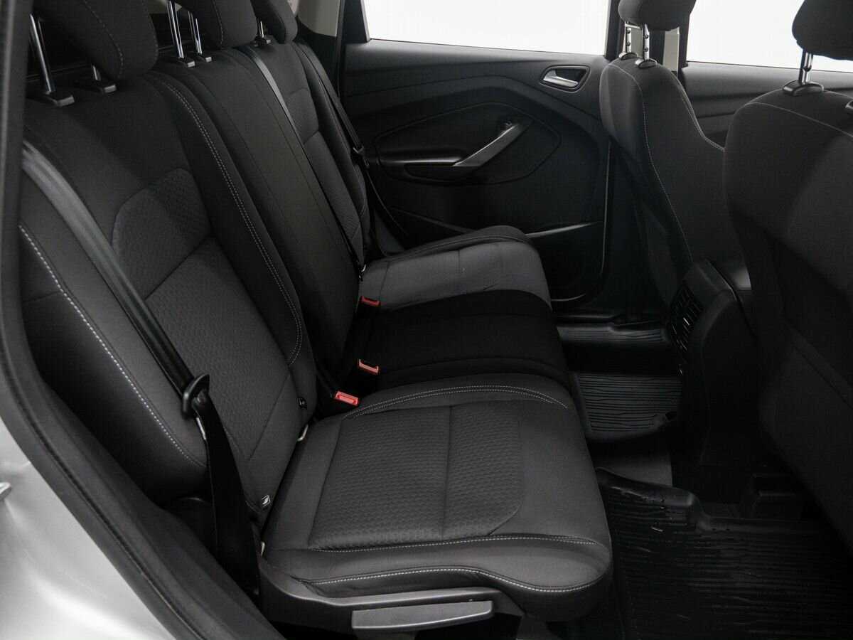 Купить Ford Kuga с пробегом. Фото: #8