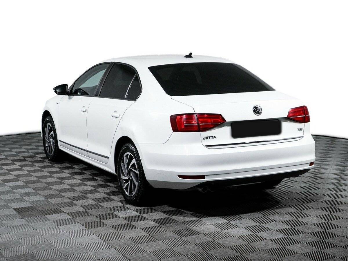 Купить Volkswagen Jetta с пробегом. Фото: #6