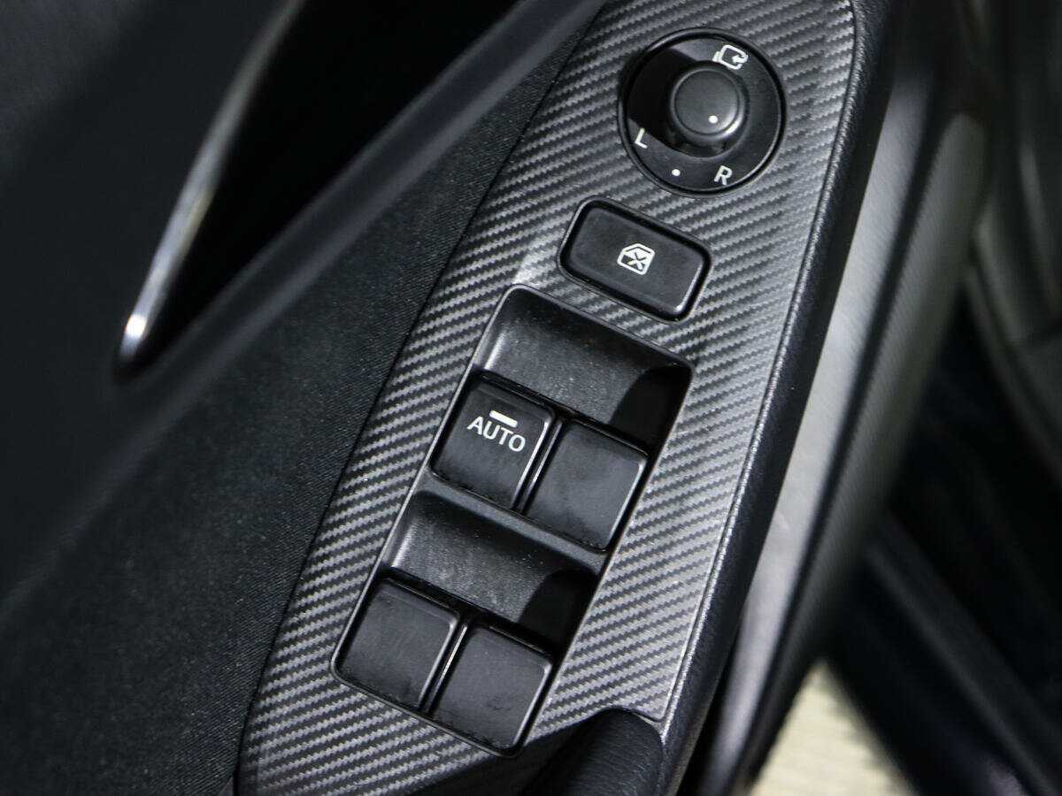 Купить Mazda 3 с пробегом. Фото: #11