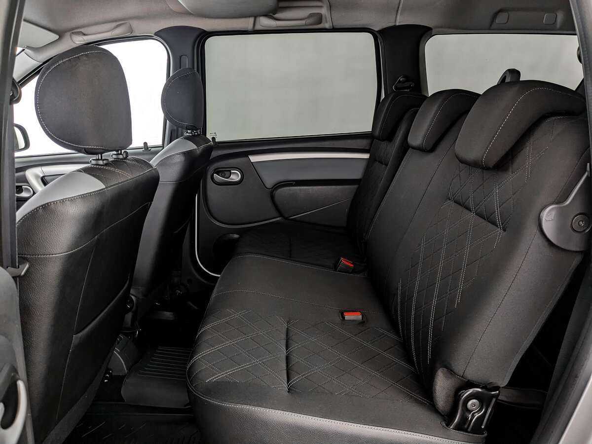 Купить Lada (ВАЗ) Largus с пробегом. Фото: #13