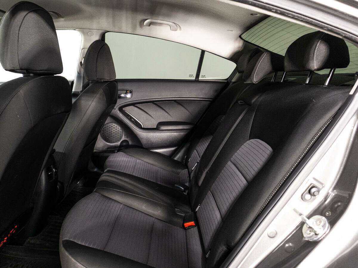 Купить Kia Cerato с пробегом. Фото: #10