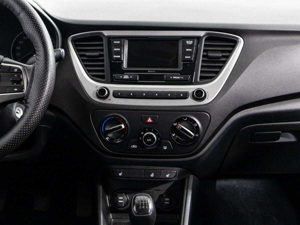 Купить Hyundai Solaris с пробегом. Фото: #13