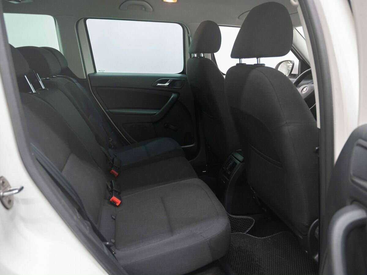 Купить Skoda Yeti с пробегом. Фото: #8