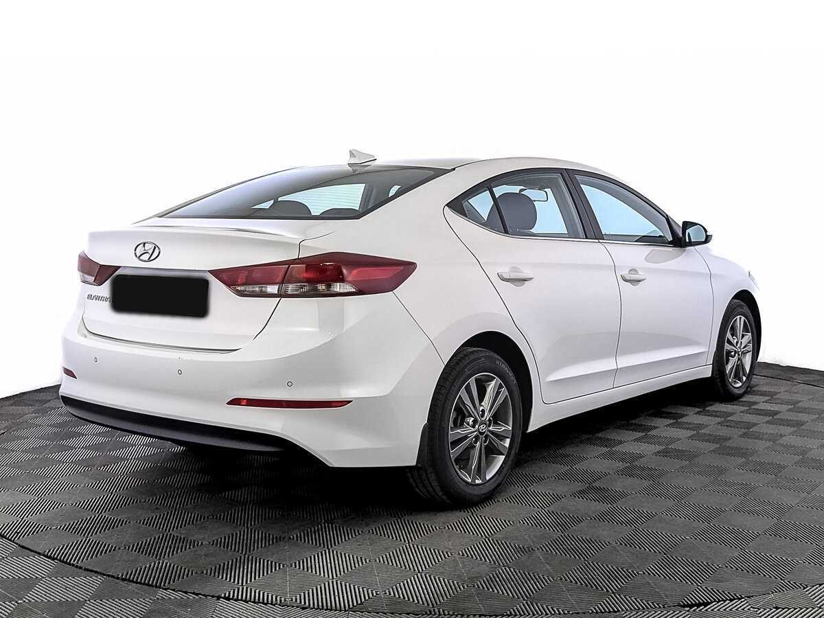 Купить Hyundai Elantra с пробегом. Фото: #4