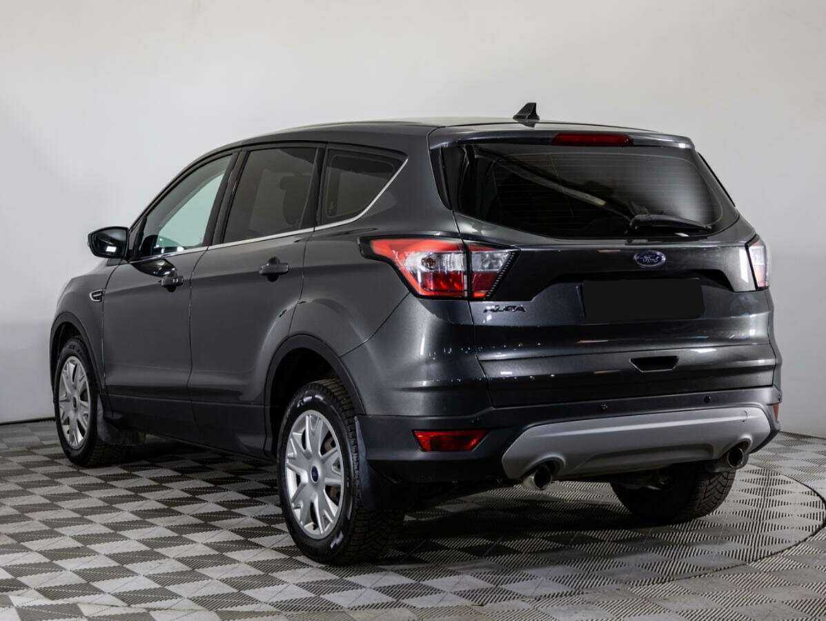 Купить Ford Kuga с пробегом. Фото: #5