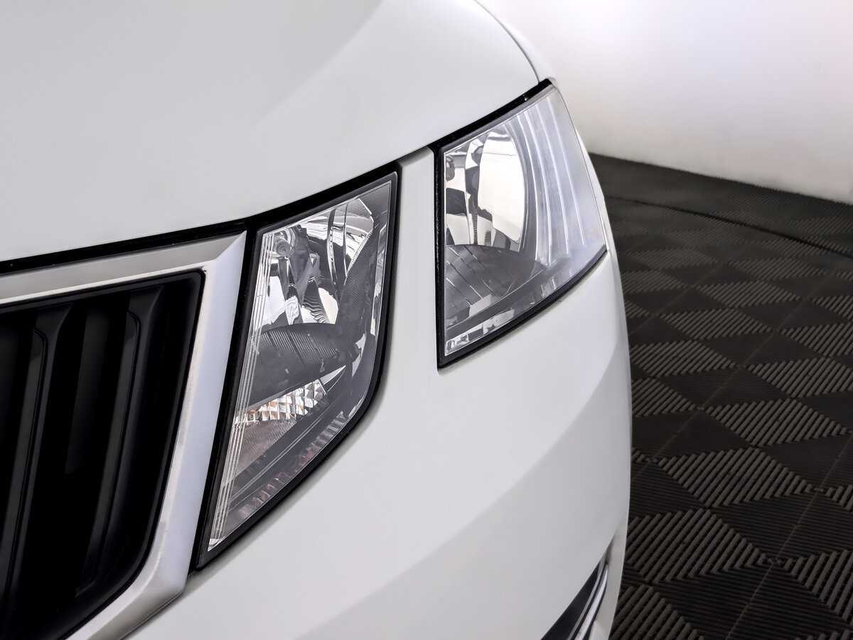 Купить Skoda Octavia с пробегом. Фото: #16