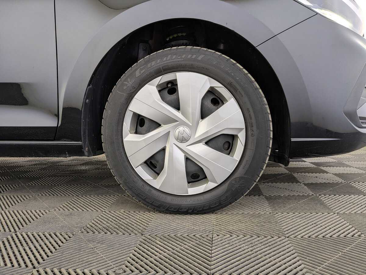 Купить Volkswagen Polo с пробегом. Фото: #10