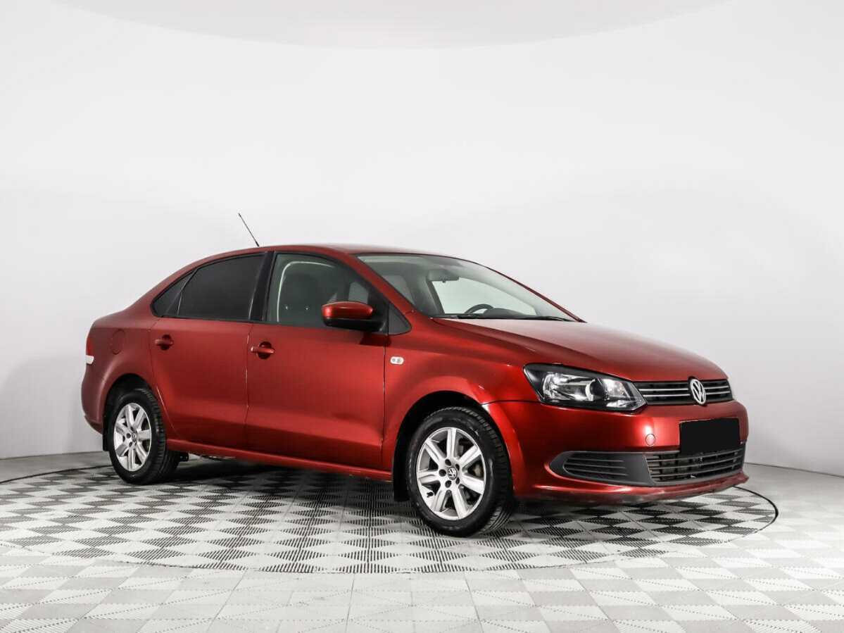 Купить Volkswagen Polo с пробегом. Фото: #2