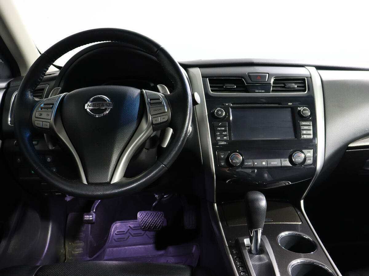 Купить Nissan Teana с пробегом. Фото: #9