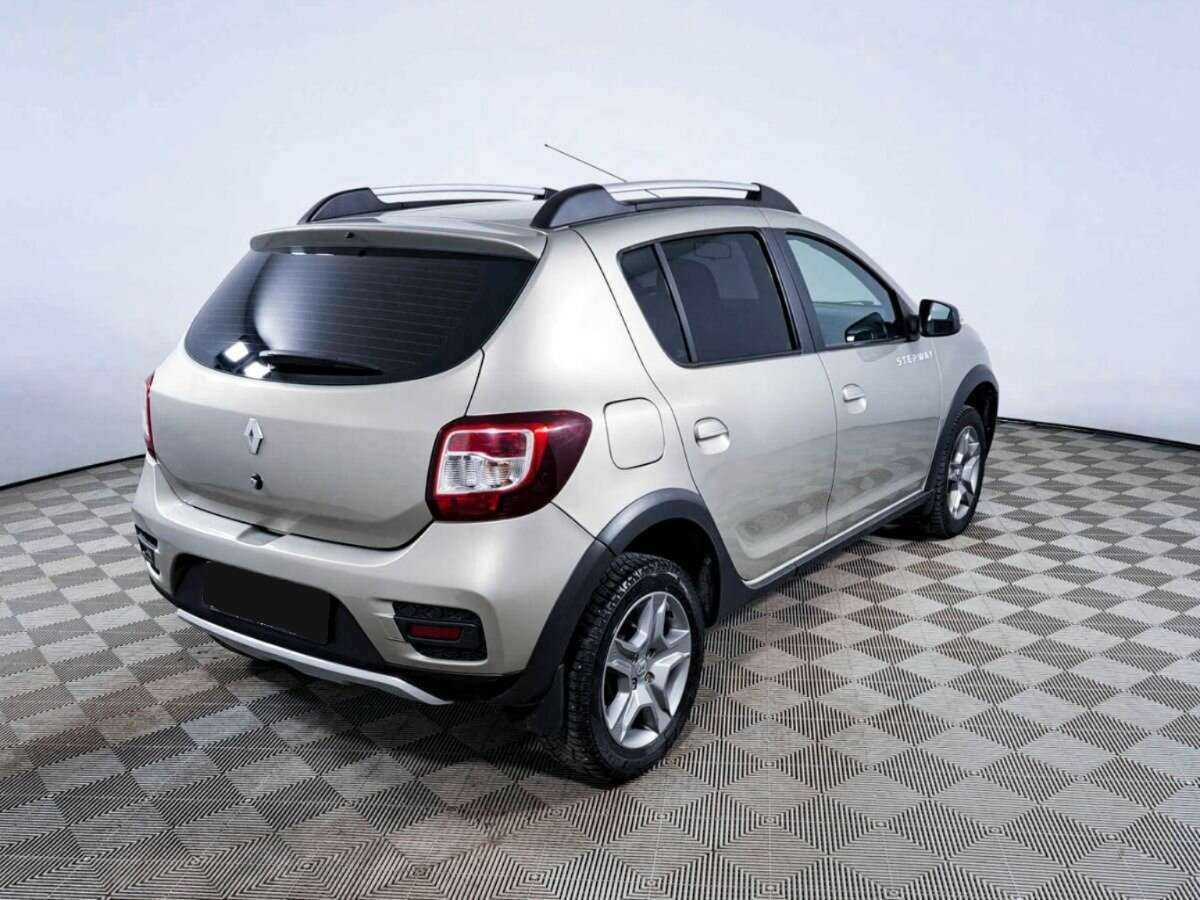 Купить Renault Sandero с пробегом. Фото: #4