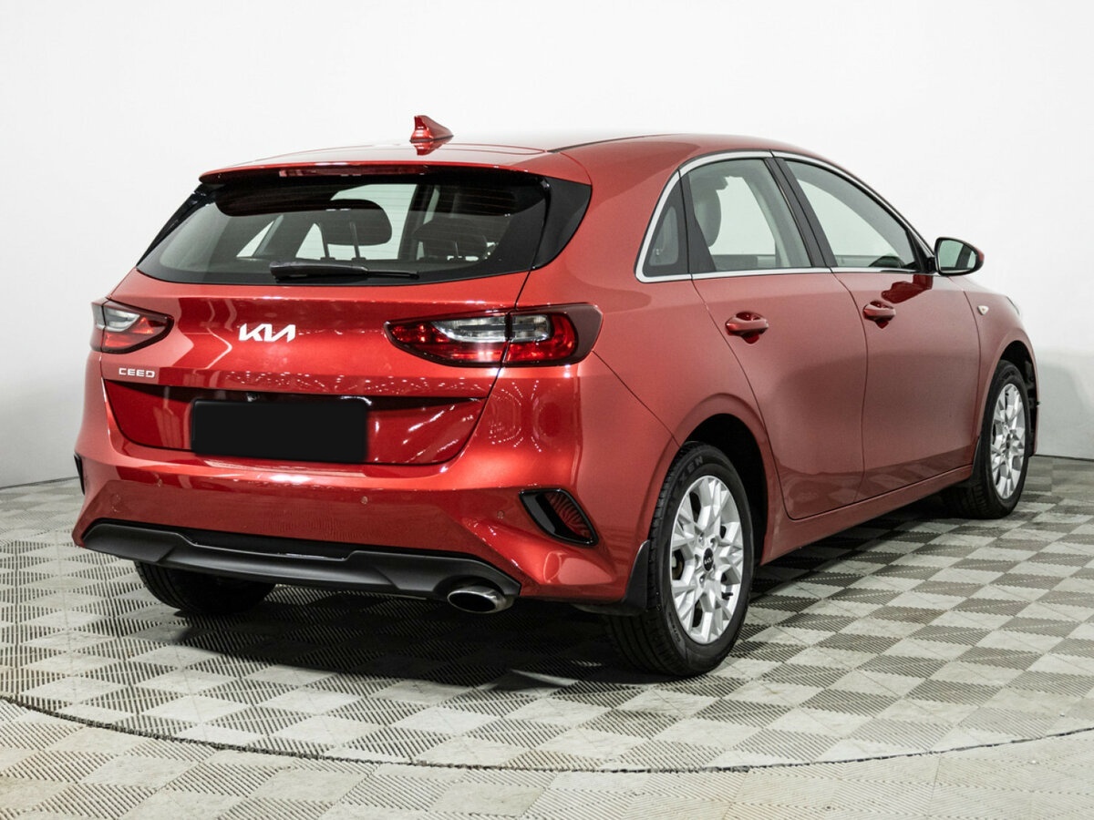 Купить Kia Ceed с пробегом. Фото: #4