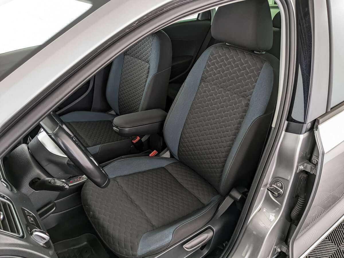 Купить Volkswagen Polo с пробегом. Фото: #15