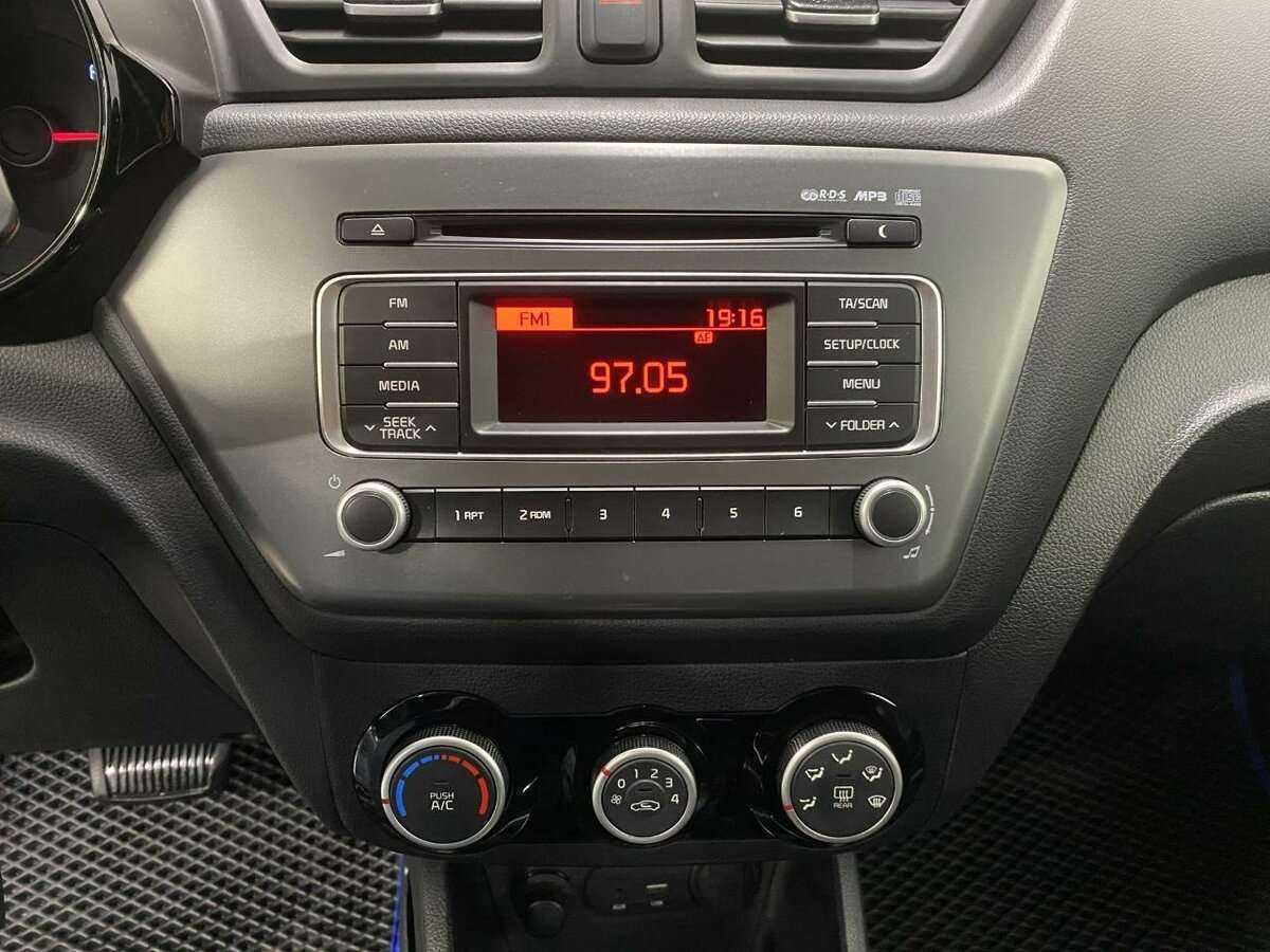 Купить Kia Rio с пробегом. Фото: #10