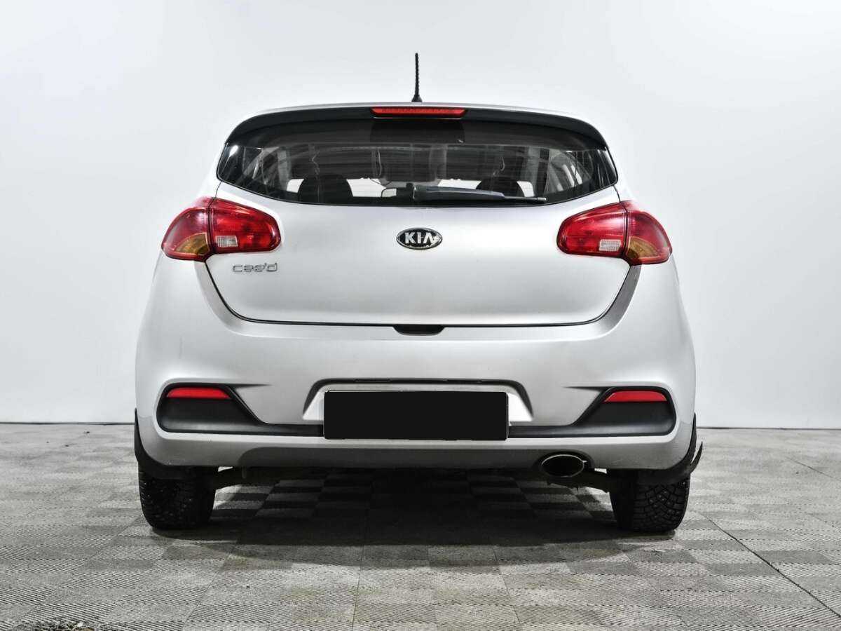 Купить Kia Ceed с пробегом. Фото: #4
